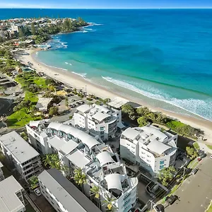 https://rolling-surf-resort.hotelssunshinecoast.net